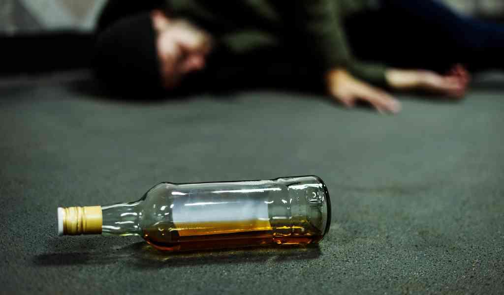 Первая помощь при алкогольном отравлении